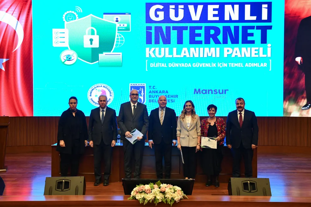 ANKARA BÜYÜKŞEHİRDEN İNTERNET BAĞIMLILIĞINA DİKKAT ÇEKEN PANEL: “GÜVENLİ İNTERNET KULLANIMI”