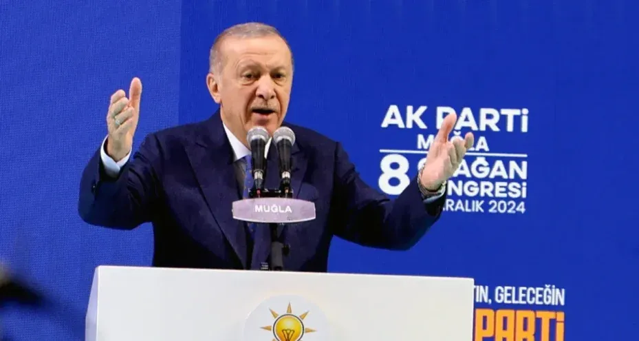 BAŞKAN ERDOĞAN: CHP MİLLİLİKTEN UZAKLAŞIYOR