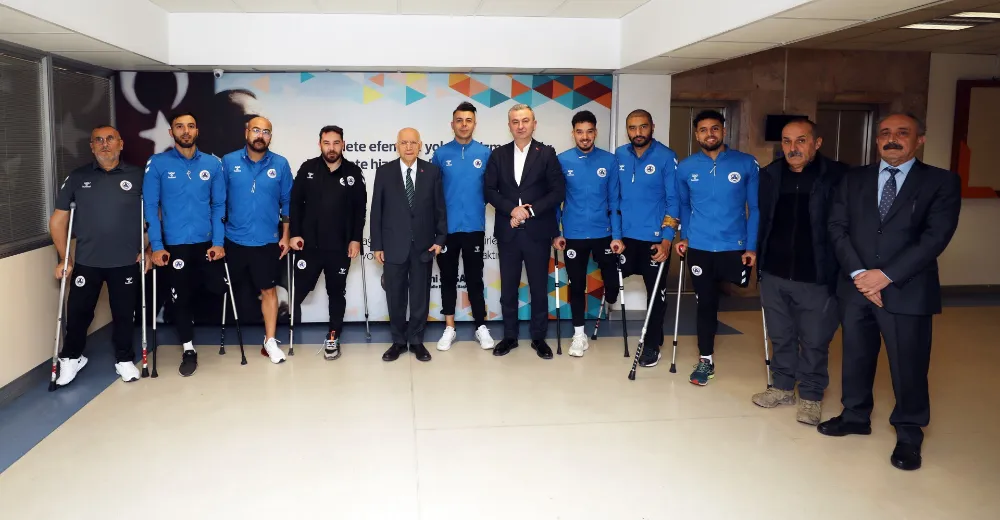 ŞAMPİYON SPORCULAR YENİMAHALLE