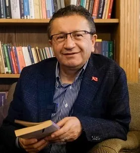 Veysel Tiryaki’den Gençlere Kitap Tavsiyesi