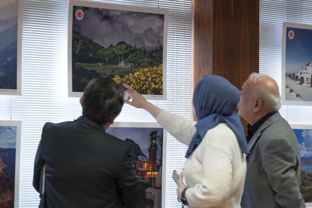 Londra’da “Türkiye Yüzyılı” Fotoğraf Sergisi Açıldı