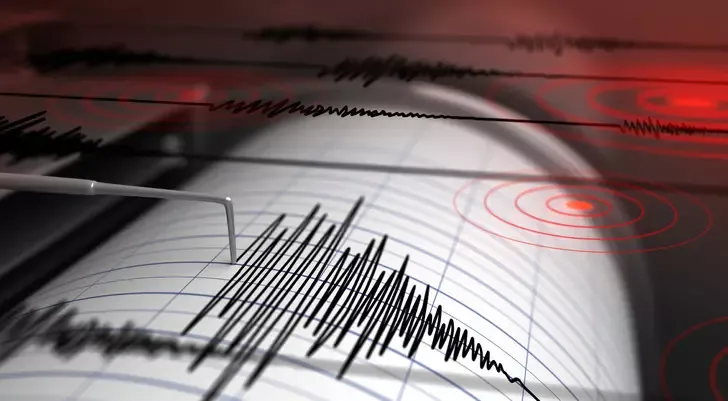 5.2 ŞİDDETİNDE KORKUTAN DEPREM...