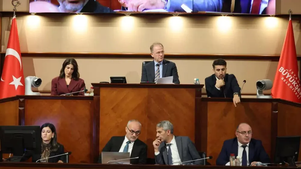 İBB BAZI TAŞINMAZLARI HAZİNEYE DEVRETTİ