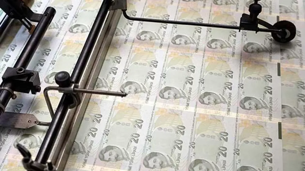 YENİ 20 LİRALIK BANKNOTLAR TEDAVÜLE GİRDİ