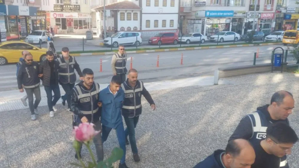 İZMİR