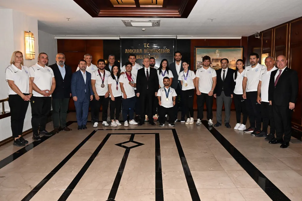 ABB BAŞKANI YAVAŞ ASKİ SPOR’UN ŞAMPİYON SPORCULARINI AĞIRLADI