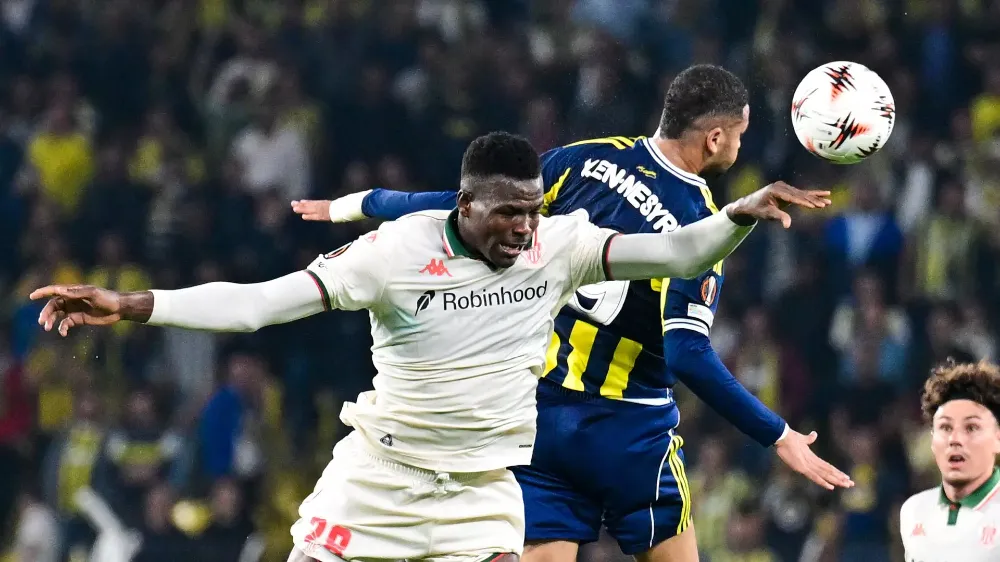 FENERBAHÇE AVRUPA LİGİNDE İLK GALİBİYETİNİ ALDI