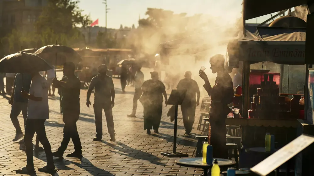 PASTIRMA YAZI KAPIDA 