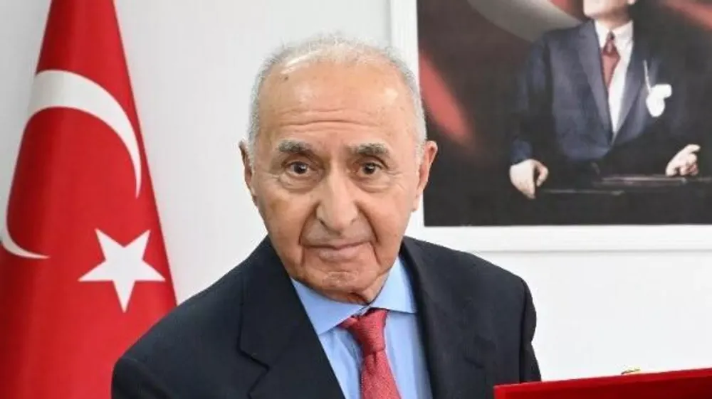 ESKİ CHP GENEL BAŞKANI YOĞUN BAKIMA KALDIRILDI