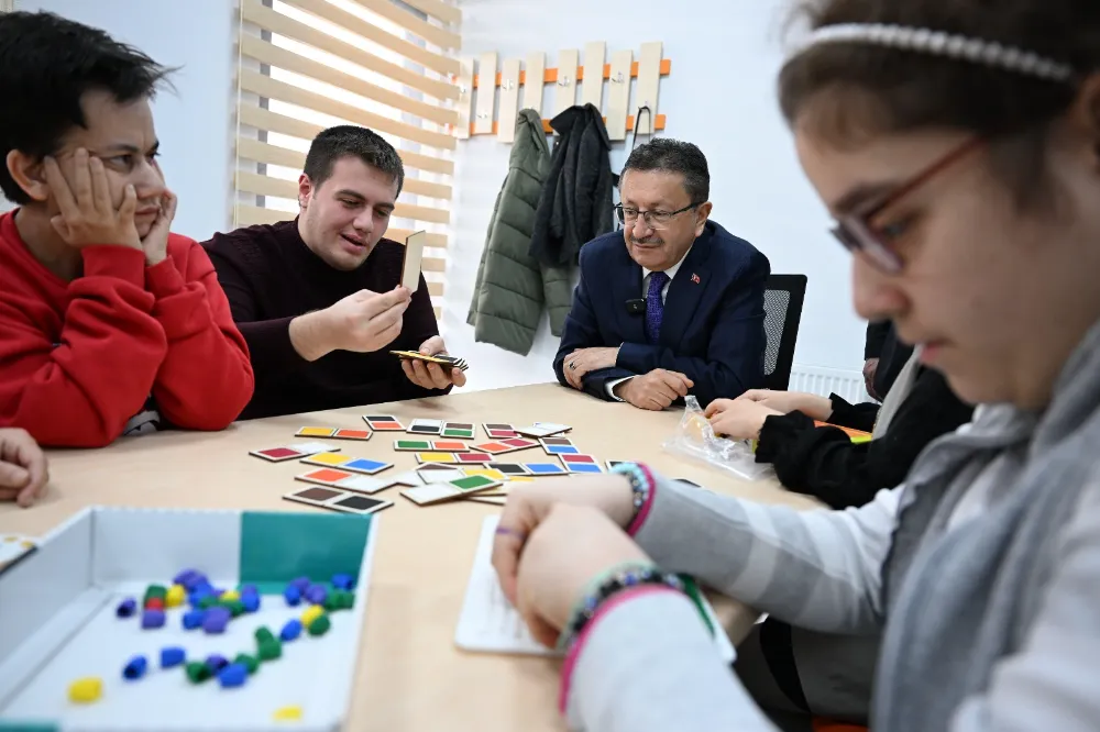 ENGELSİZ YAŞAM MERKEZİ’NDE DOLU DOLU EĞİTİM