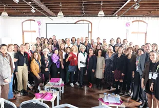 İZMİR KADINLARIN KATILIMIYLA GÜÇLENİYOR