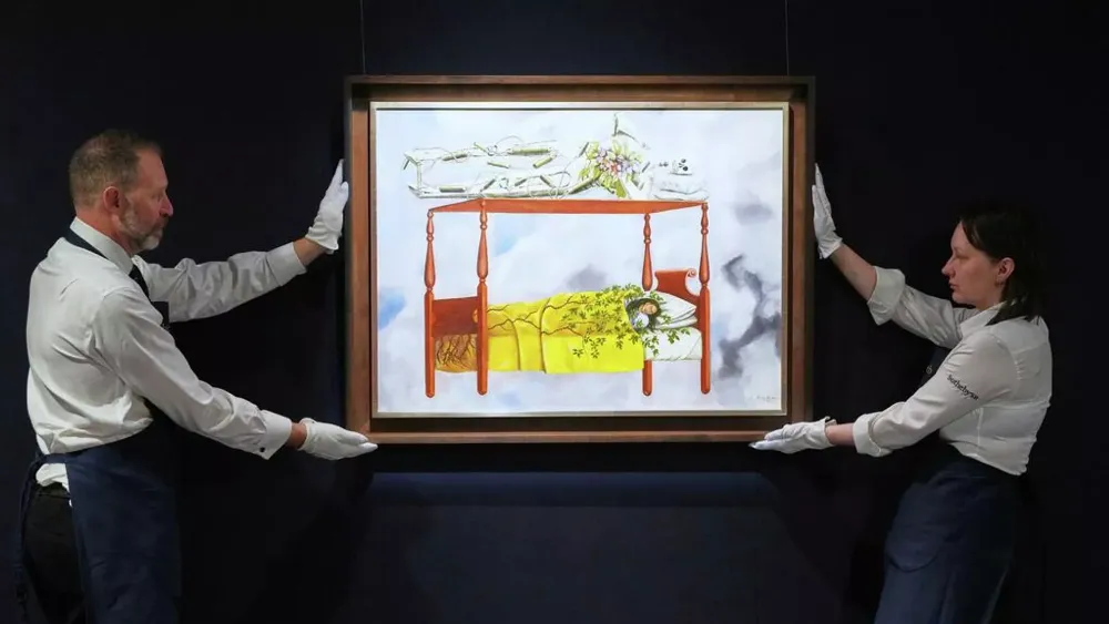 KADIN SANATÇI REKORU KIRILDI