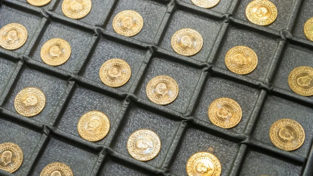 ALTININ GRAMI GÜNE YÜKSELİŞ İLE BAŞLADI