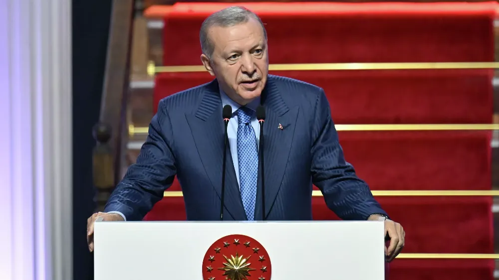 CUMHURBAŞKANI ERDOĞAN : KADINLARIN OMUZLARINDAKİ YÜK AĞIRLAŞIYOR