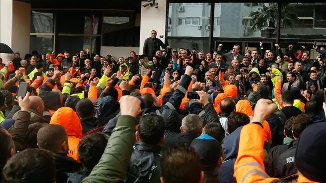 ÇALIŞANLARININ TAZMİNAT ÖDEMEDEN KOVDULAR