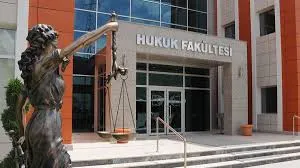 HUKUK FAKÜLTESİNE GİRMEK ZORLAŞTI