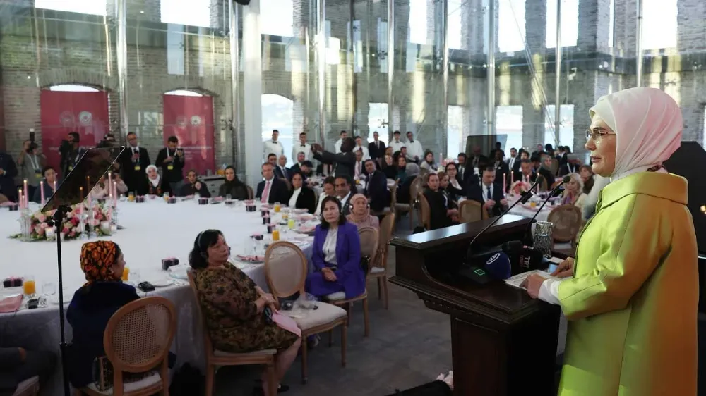 AİLEYİ KORUMAK DÜNYA