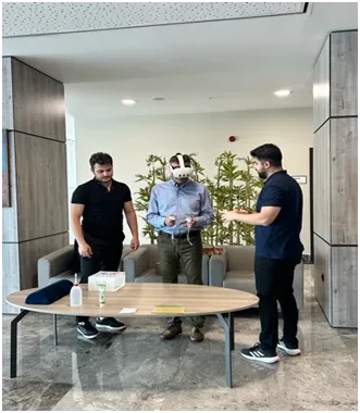 ONKOLOJİ HASTANESİ’NDEYENİLİKÇİ TEKNOLOJİ:VR  GÖZLÜKLERLE SAĞLIKUYGULAMALARINDA YENİ DÖNEM