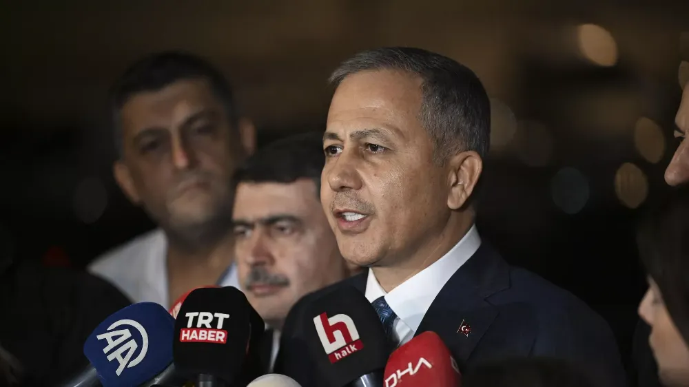 İÇİŞLERİ BAKANI YERLİKAYA : FETÖ İLE MÜCADELEDE 45 BİN 229 PERSONEL İHRAÇ EDİLDİ