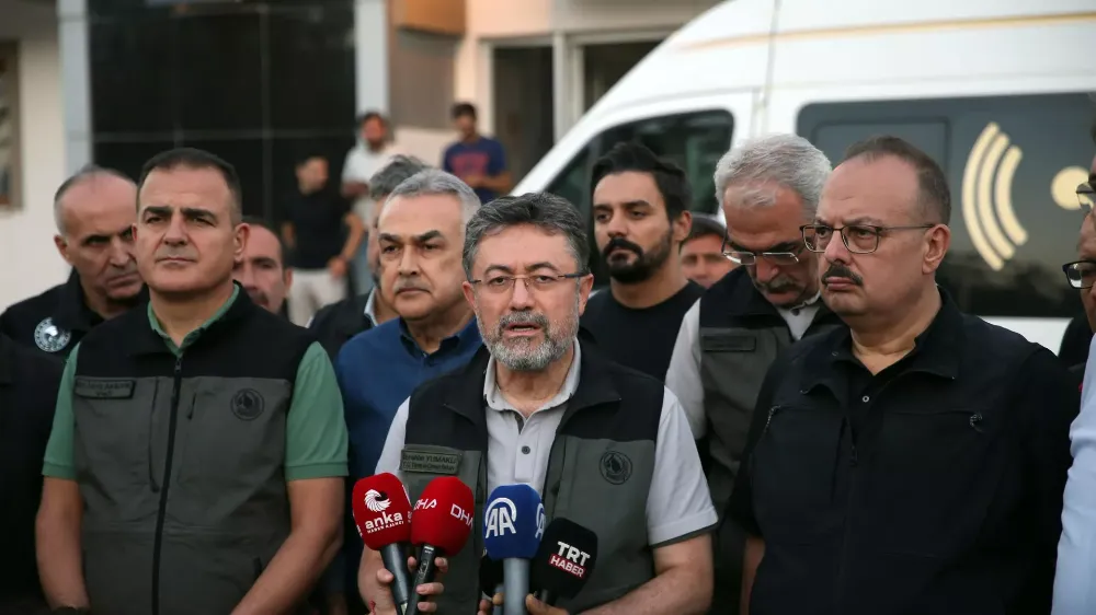 TARIM VE ORMAN BAKANI YUMAKLI : 69 ORMAN YANGININDAN 67