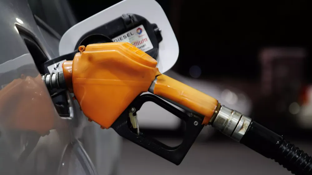 Akaryakıta ÖTV zammı geldi: Benzin, motorin ve LPG fiyatı gece yarısı değişti