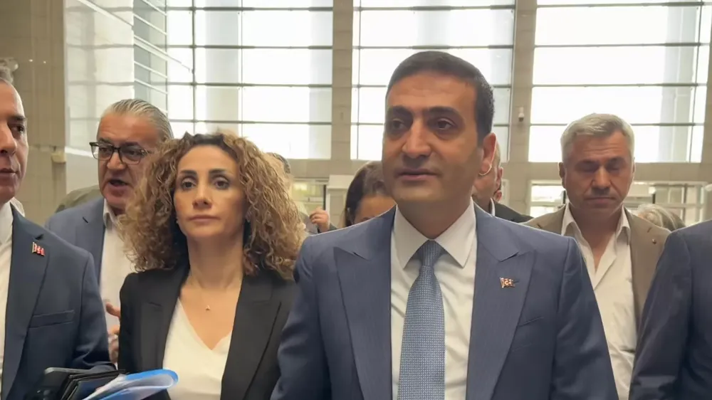 BEYOĞLU BELEDİYE BAŞKANI GÖREVDEN UZAKLAŞTIRILDI