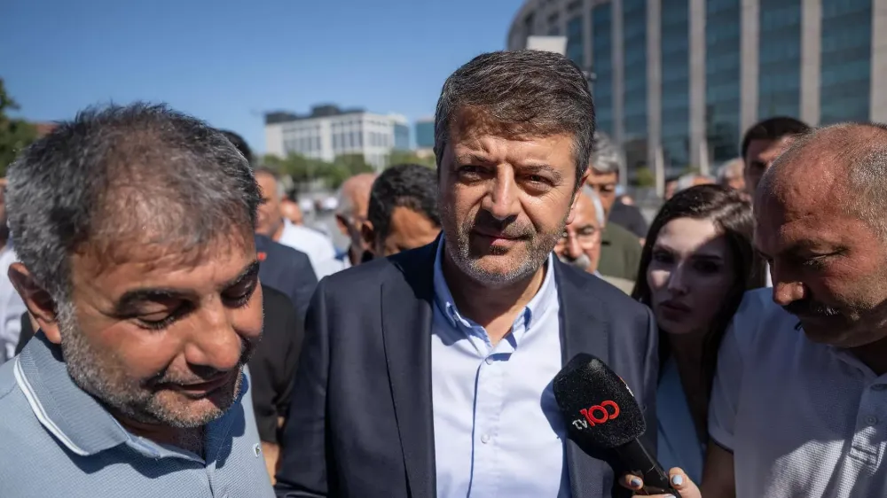 ADIYAMAN BELEDİYE BAŞKANI TUTDERE GÖREVİNE İADE EDİLDİ