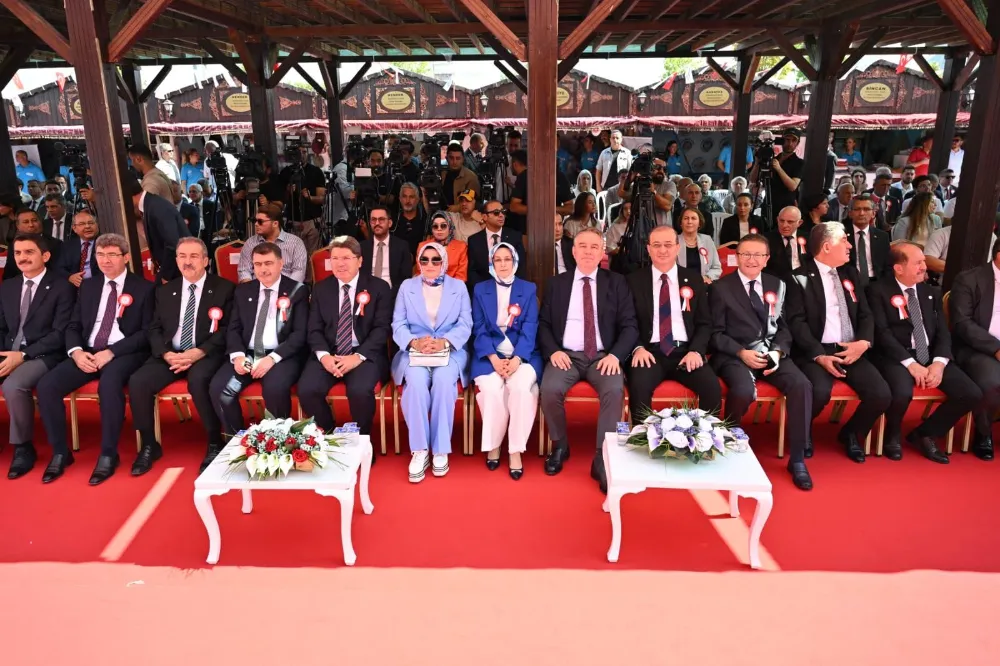 İŞYURTLARI ÜRÜN VE EL SANATLARI FUARI BAŞKENT MİLLET BAHÇESİ’NDE ZİYARETE AÇILDI